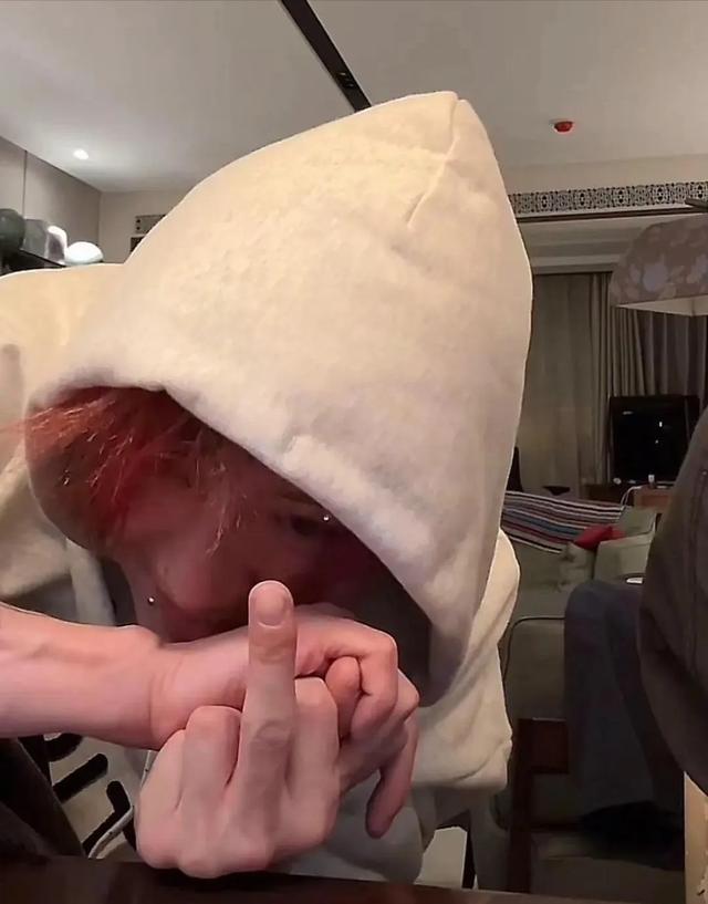 6.jpeg