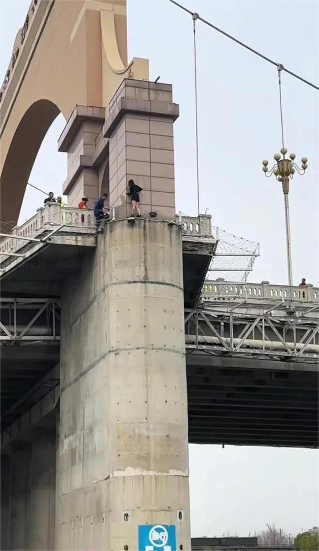 2.jpeg