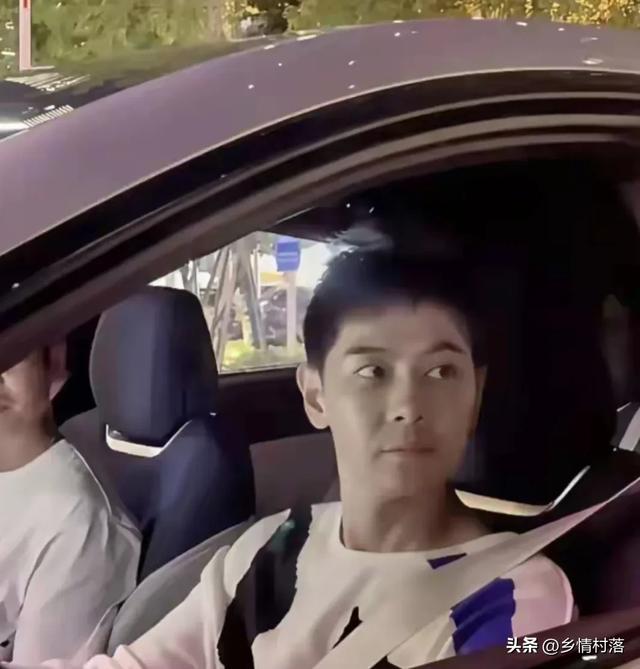 4.jpeg