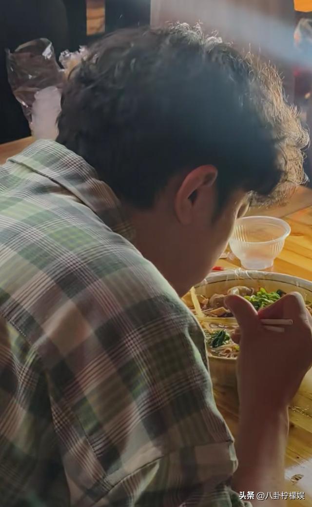 8.jpeg